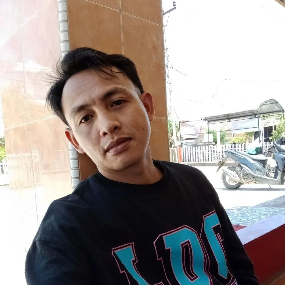 Foto pemain peringkat keenam